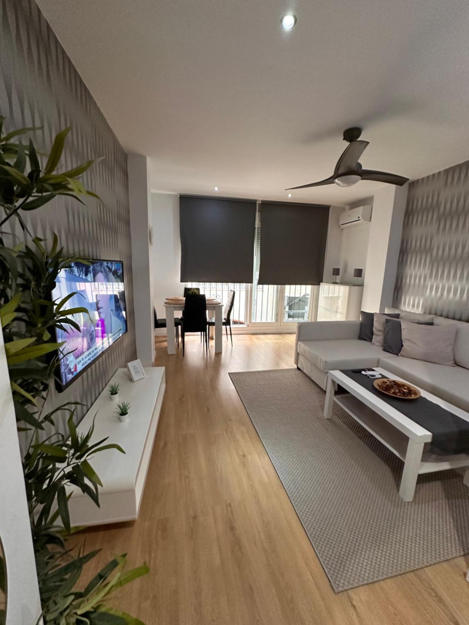 Carreteria Deluxe Lägenhet Málaga Exteriör bild